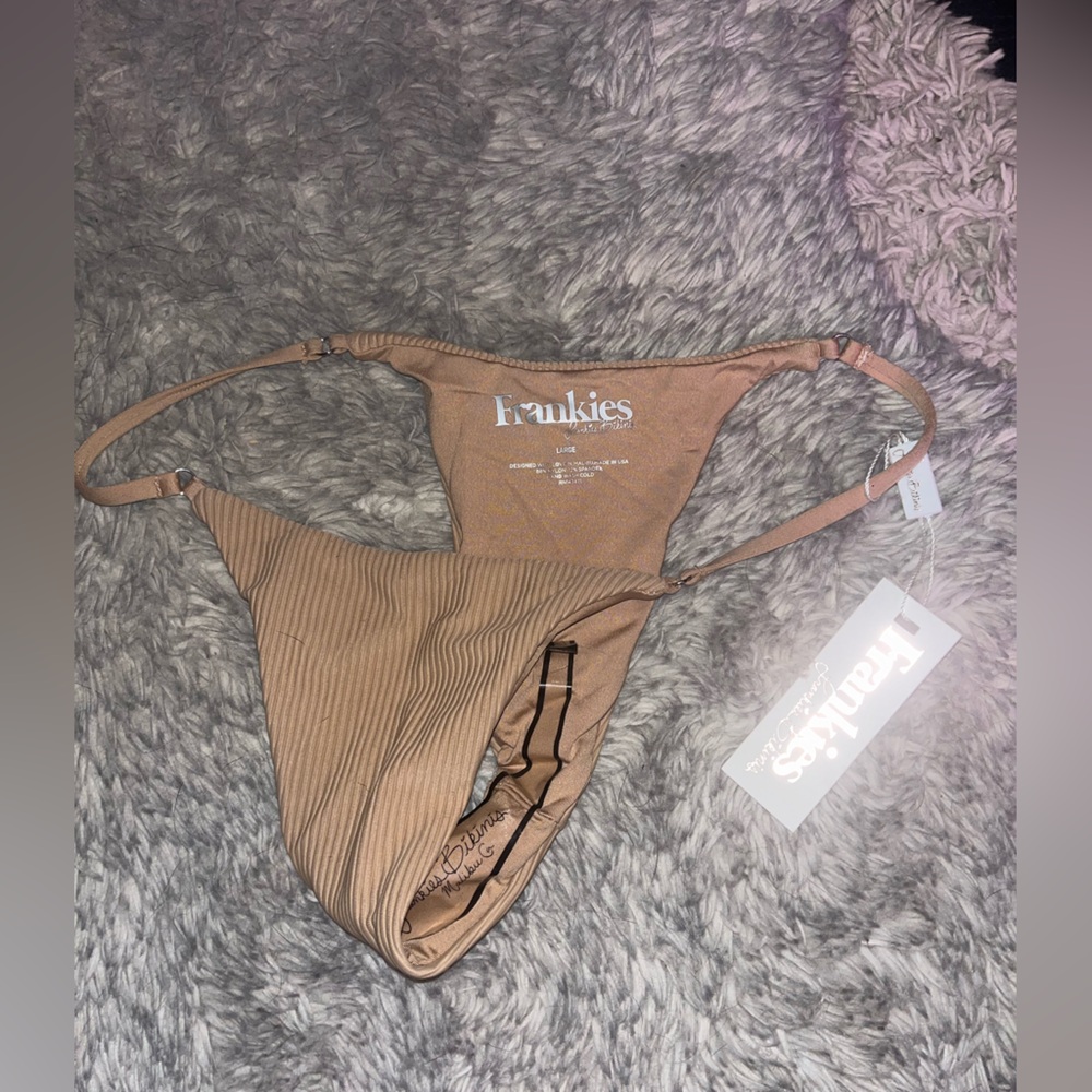 Frankie’s Bikini Bottom